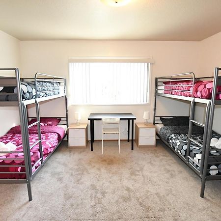 Hostel Style Shared Room 델리시티 외부 사진