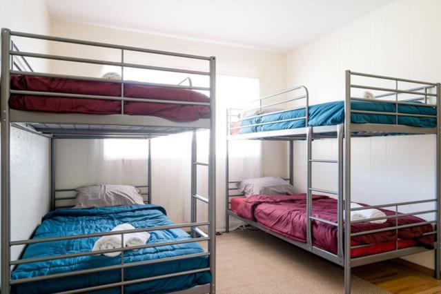 Hostel Style Shared Room 델리시티 외부 사진
